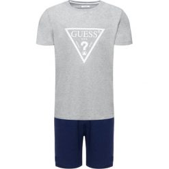 Piżama Guess U92X02 JR018. Piżamy męskie Guess, s, z aplikacjami, z bawełny, bez rękawów. W wyprzedaży za 229,00 zł.
