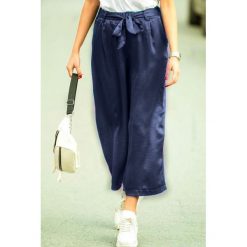 Damskie spodnie URBAN NAVY. Niebieskie spodnie damskie Damskie spodnie URBAN NAVY, s. W wyprzedaży za 39,00 zł.