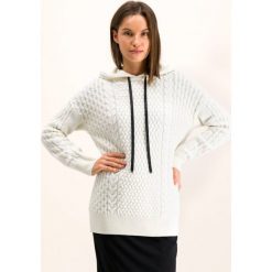 Sweter Hugo 50414237. Białe swetry damskie HUGO, l, bez wzorów, z wełny, klasyczne, bez rękawów, bez kaptura. W wyprzedaży za 609,00 zł.