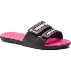 Klapki RIDER - Prana II Fem 82503 Black/Pink 20753. Czarne klapki damskie Rider, bez wzorów, z tworzywa sztucznego, bez obcasa. W wyprzedaży za 109,00 zł.
