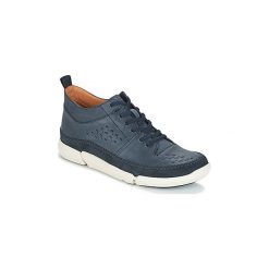Buty Clarks TRIFRI HI. Niebieskie trampki męskie Clarks, bez wzorów, bez zapięcia. Za 423,20 zł.