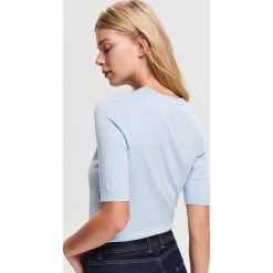 Sweter z krótkim rękawem - Niebieski. Niebieskie swetry klasyczne damskie marki Reserved, s. Za 49,99 zł.