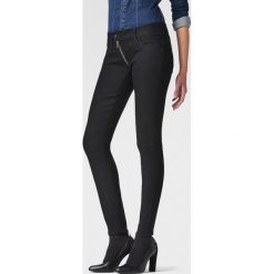 G-Star Raw - Jeansy Lynn Zip Mid Skinny WMN. Czarne rurki damskie marki G-Star RAW. W wyprzedaży za 449,90 zł.