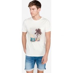 Jack & Jones Horizons Koszulka Biały. Białe podkoszulki męskie Jack & Jones, l, z nadrukiem, z bawełny, bez kołnierzyka, krótkie. Za 57,95 zł.