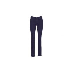 Jeansy slim fit Armani jeans LATUF. Niebieskie jeansy damskie relaxed fit marki Armani Jeans. Za 543,20 zł.