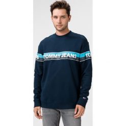 Tommy Jeans Bluza Niebieski. Niebieskie bluzy męskie Tommy Jeans, l, z nadrukiem, z elastanu, bez kołnierzyka, bez rękawów, bez kaptura. Za 428,95 zł.