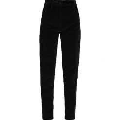 GStar BRONSON HIGH SKINNY CHINO WMN Jeansy Slim Fit black. Czarne boyfriendy damskie G-Star, z bawełny. Za 549,00 zł.