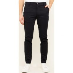 Spodnie materiałowe Calvin Klein Jeans J30J314242. Niebieskie jeansy męskie Calvin Klein Jeans, m, bez wzorów. W wyprzedaży za 279,00 zł.