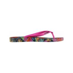 Coqui Damskie japonki Kaja Print ed Jungle Flow er s / Fuchsia 1327-228-2236 (rozmiar 36). Różowe klapki damskie Coqui, bez wzorów, bez obcasa. W wyprzedaży za 35,00 zł.