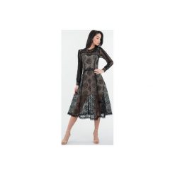 Sukienka Jacqueline. Czarne sukienki balowe Lulu fashion & style poland, w koronkowe wzory, z koronki. Za 569,00 zł.