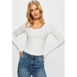 Tommy Jeans - Bluzka. Szare bluzki damskie Tommy Jeans, s, bez wzorów, z elastanu, casualowe, z okrągłym kołnierzem, bez rękawów. Za 199,90 zł.