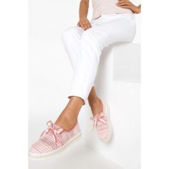 Różowe Espadryle Americanos. Różowe espadryle damskie Born2be, bez wzorów, bez obcasa. W wyprzedaży za 29,99 zł.