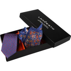 Zestaw Krawat plus Poszetka. Czarne poszetki męskie marki LANCERTO, paisley, z jedwabiu, eleganckie. Za 199,90 zł.