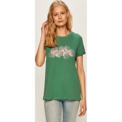 Mustang - T-shirt. Bluzki damskie Mustang, s, z nadrukiem, z bawełny, casualowe, z okrągłym kołnierzem. W wyprzedaży za 59,90 zł.