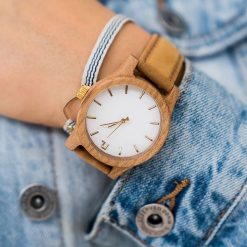 Zegarek Neat Zegarek damski wiąz drewniany biało-złoty II 38mm. Białe zegarki damskie Neat, złote. Za 324,00 zł.