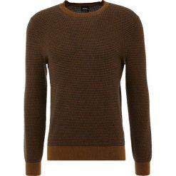 BOSS CASUAL KAVIVI Sweter rust/copper. Czerwone bez kategorii BOSS Casual, xl, z bawełny, casualowe. Za 579,00 zł.