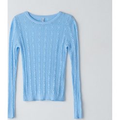 Sweter z wiskozy -. Swetry damskie Cropp, s, bez wzorów, z wiskozy, bez rękawów, bez kaptura. Za 69,99 zł.
