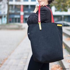 BANDA czarna. Czarne torby na laptopa marki Pakamera. Za 230,00 zł.