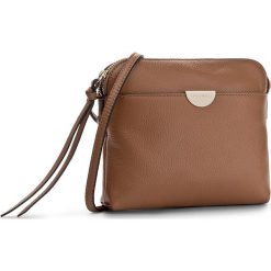 Torebka COCCINELLE - AV3 Pochette E5 AV3 55 D3 07 Cuir 012. Brązowe listonoszki damskie marki Coccinelle, ze skóry. W wyprzedaży za 419,00 zł.