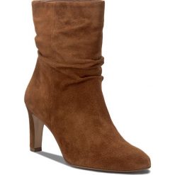 Botki HÖGL - 4-106612 Toffee 2200. Brązowe buty zimowe damskie HÖGL, z materiału, na obcasie. W wyprzedaży za 399,00 zł.