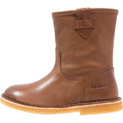 Kickers CRESSONA Botki marron. Brązowe buty zimowe damskie marki Kickers. W wyprzedaży za 344,25 zł.