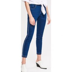 Jeansy boyfriend slim - Niebieski. Niebieskie jeansy damskie Reserved. Za 119,99 zł.
