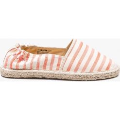 S. Oliver - Espadryle. Białe espadryle damskie marki S.Oliver, z materiału. W wyprzedaży za 119,90 zł.