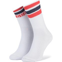Skarpety Wysokie Męskie GUESS - Sport Socks U92Y08 ZZ025 r.OS LOTTO A009. Białe skarpetki męskie Guess, z aplikacjami, z elastanu. W wyprzedaży za 29,00 zł.