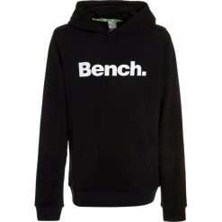 Bench CORE HOODY Bluza z kapturem black. Czarne bluzy męskie Bench, z bawełny, z kapturem. W wyprzedaży za 152,10 zł.