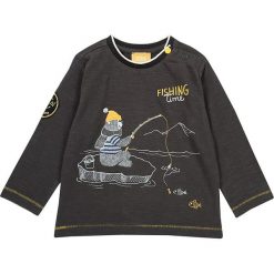 Koszulka w kolorze antracytowym. Szare t-shirty chłopięce z nadrukiem marki Chicco, z bawełny, z długim rękawem. W wyprzedaży za 49,95 zł.