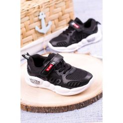 Czarne buty sportowe na rzep casu 204/12m. Czarne buty dziewczęce sportowe Casu, bez wzorów, bez zapięcia. Za 49,99 zł.