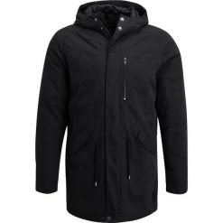 Casual Friday Parka black. Czarne parki męskie marki Casual Friday, m, z bawełny. W wyprzedaży za 535,20 zł.