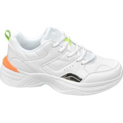 Sneakersy damskie Vty białe. Białe sneakersy damskie Vty, z gumy. Za 119,90 zł.