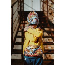Bluza hoodie GRAFITTI czerwona. Czerwone t-shirty chłopięce marki Pakamera. Za 89,00 zł.