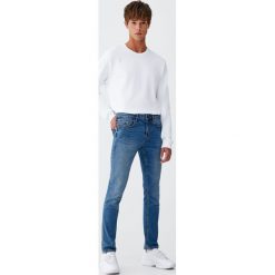 Jeansy slim comfort fit. Niebieskie jeansy męskie marki Pull&Bear, m, bez wzorów. Za 89,90 zł.