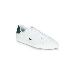 Buty Lacoste GRADUATE 319 3. Białe trampki męskie Lacoste, bez wzorów, bez zapięcia. Za 429,00 zł.