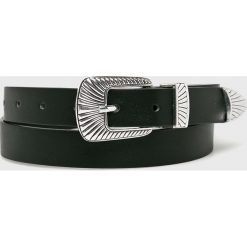 Pieces - Pasek. Czarne paski damskie marki Pieces, w paski, z poliesteru. Za 59,90 zł.