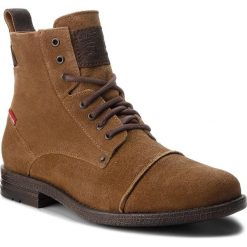 Kozaki LEVI'S - 225115-715-27 Medium Brown. Brązowe glany męskie Levi's®, z materiału. W wyprzedaży za 329,00 zł.