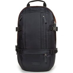 Plecak EASTPAK FLOID TAILORED Czarny. Czarne plecaki męskie Eastpak, w paski, eleganckie. W wyprzedaży za 252,00 zł.