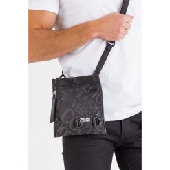 REPORTERKA Versace Jeans Couture. Czarne plecaki męskie Versace Jeans Couture, w paski, z jeansu. Za 469,00 zł.