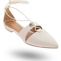 BALERINY Emporio Armani. Białe baleriny damskie ze skóry. Za 805,00 zł.