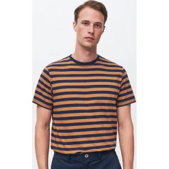 T-shirt z bawełny organicznej - Wielobarwny. T-shirty męskie Reserved, s, bez wzorów, z bawełny, bez kołnierzyka. Za 79,99 zł.
