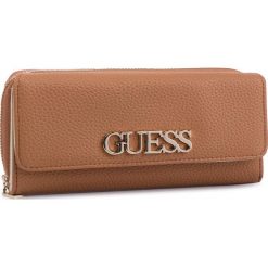 Duży Portfel Damski GUESS - Uptown Chic (VG) Slg SWVG73 01620 TAN. Pomarańczowe portfele damskie marki Guess, z aplikacjami, ze skóry ekologicznej. Za 279,00 zł.