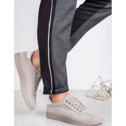 SZARE SZNUROWANE OBUWIE. Szare trampki i tenisówki damskie Ideal Shoes, bez wzorów, na sznurówki. Za 52,90 zł.