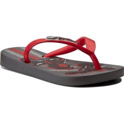 Japonki IPANEMA - Temas VIII Kids 22196 Grey/Red 22196. Czerwone klapki chłopięce marki Ipanema, z tworzywa sztucznego. Za 39,00 zł.