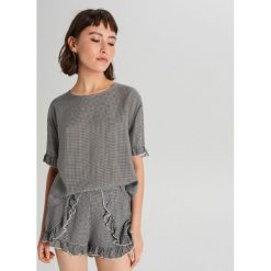 Dwuczęściowa piżama w kratkę - Czarny. Czarne piżamy damskie Cropp, s, w kratkę, bez rękawów. Za 69,99 zł.