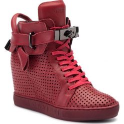 Sneakersy CARINII - B3767/MC J63-000-000-B88. Czerwone półbuty damskie Carinii, ze skóry. W wyprzedaży za 229,00 zł.