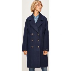 Tommy Jeans - Płaszcz. Niebieskie kurtki damskie Tommy Jeans, s, bez wzorów, z poliesteru, klasyczne, bez kaptura. W wyprzedaży za 589,90 zł.
