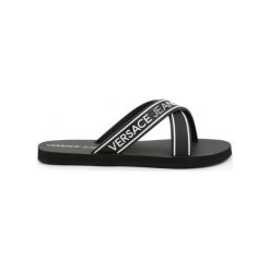 Versace Jeans Klapki YTBSQ5. Klapki męskie Versace Jeans, bez wzorów, z jeansu. Za 126,00 zł.