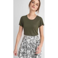 Bluzki, topy, tuniki: T-shirt z metaliczną nitką